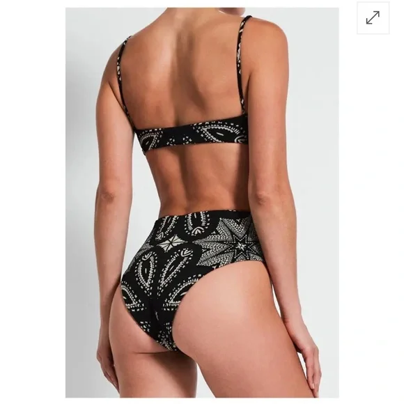 Devon Windsor Valencia one piece - Picture 2 of 4